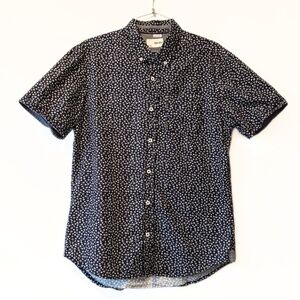 Sunrise Kingdom Navy Micro Floral Short Sleeve Button-Down Shirt Size M